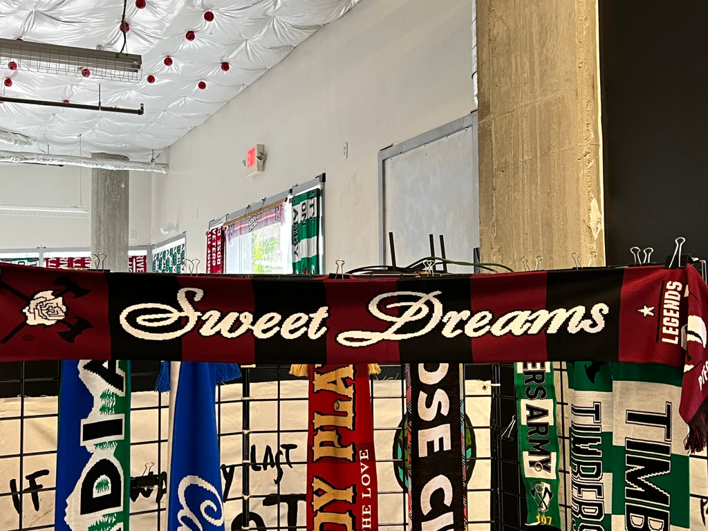 Sweet Dreams Scarf S00 - Holiday M77380